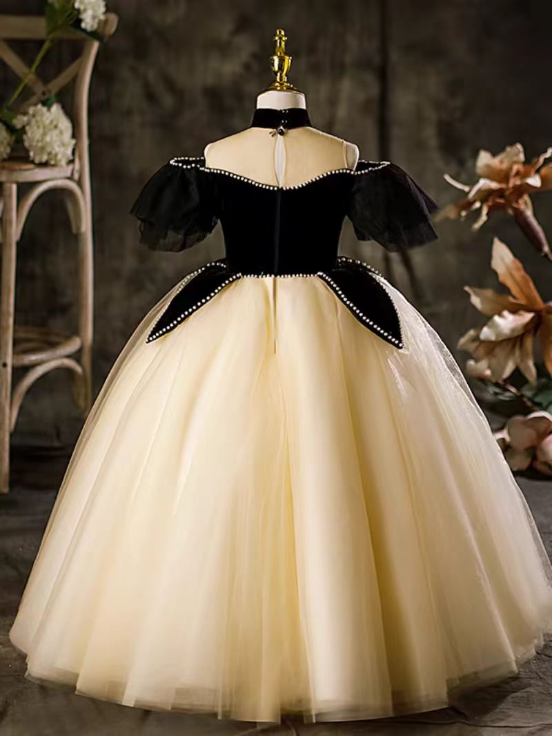 DreamyVow Elegant Black Off-Shoulder Princess Ball Gown Dress J115