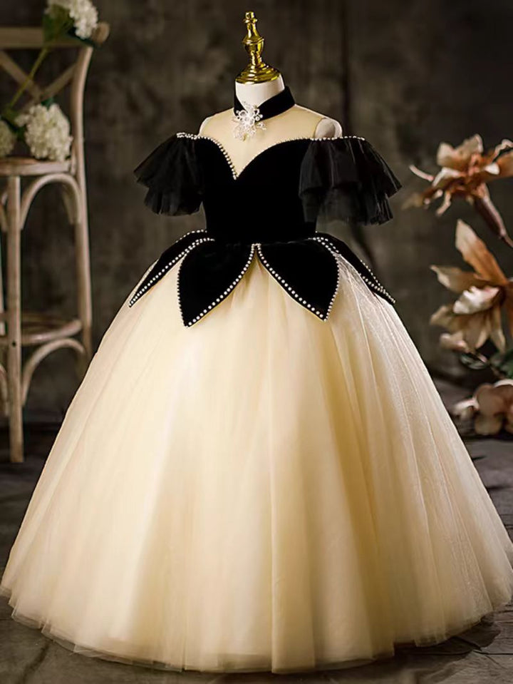 DreamyVow Elegant Black Off-Shoulder Princess Ball Gown Dress J115