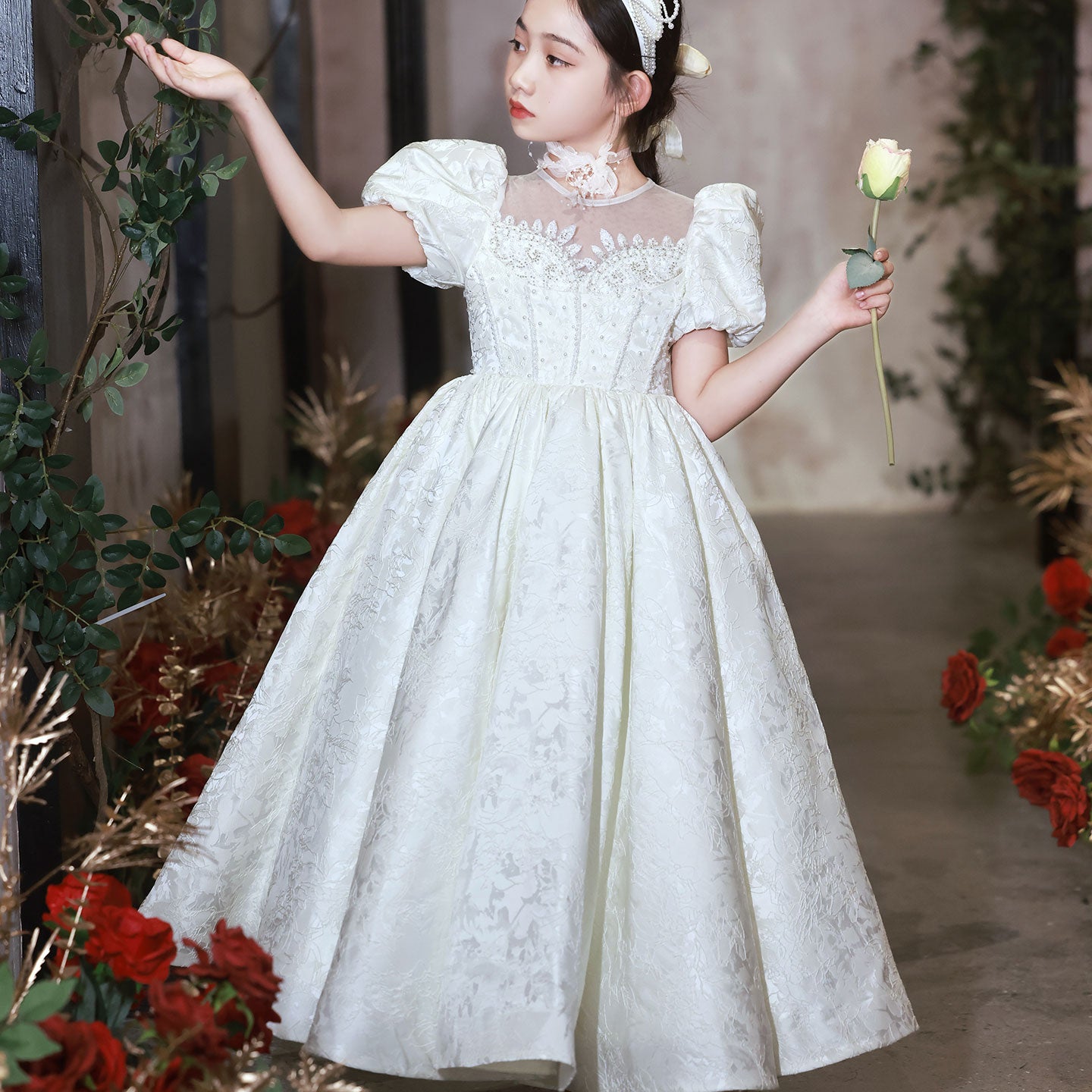 DreamyVow Elegant White Flower Girl Dresses Luxury Beading Puff Sleeve J092