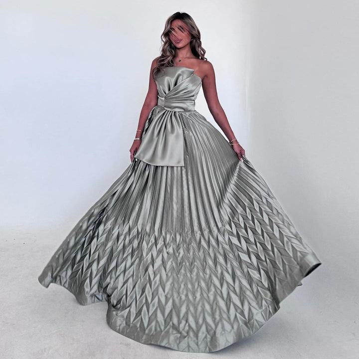 Elegant Sliver Pleats Strapless A-Line Evening Dress SF039