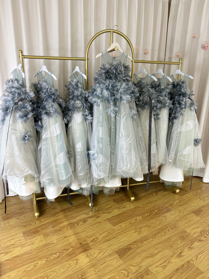 DreamyVow Luxury Gray Kids Girl Dress Handmade Flower Ribbons Princess A-Line Gown for Birthday Wedding Party Honors Day J018