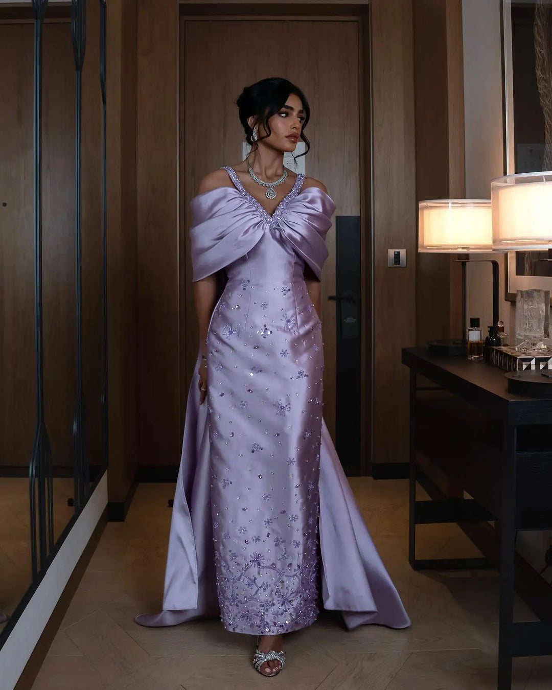 Dreamy Vow Arabic Lilac Off Shoulder Lilac Evening Dress with Cape Overskir Luxury Dubai Beaded Women Wedding Party Gowns SS341