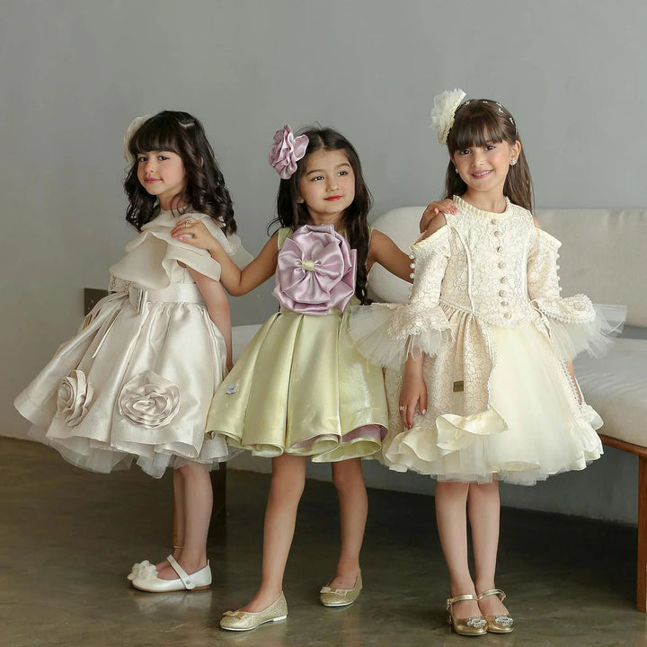 DreamyVow Elegant Beige Girl Dresses Handmade Flowers with Headgear for Kids Wedding Birthday Holiday Party Gown 2024 J104-DreamyVow