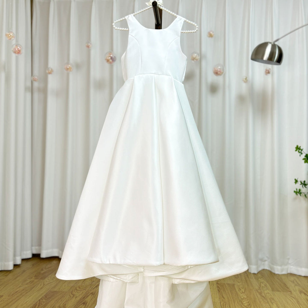 DreamyVow Elegant White Flower Girl Dress with Bow Satin Ball Gown for Kids Wedding Birthday First Communion Party 2024 J205-DreamyVow