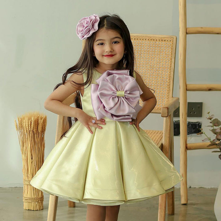 DreamyVow Elegant Yellow Knee Length Girl Dress Handmade Flowers J168