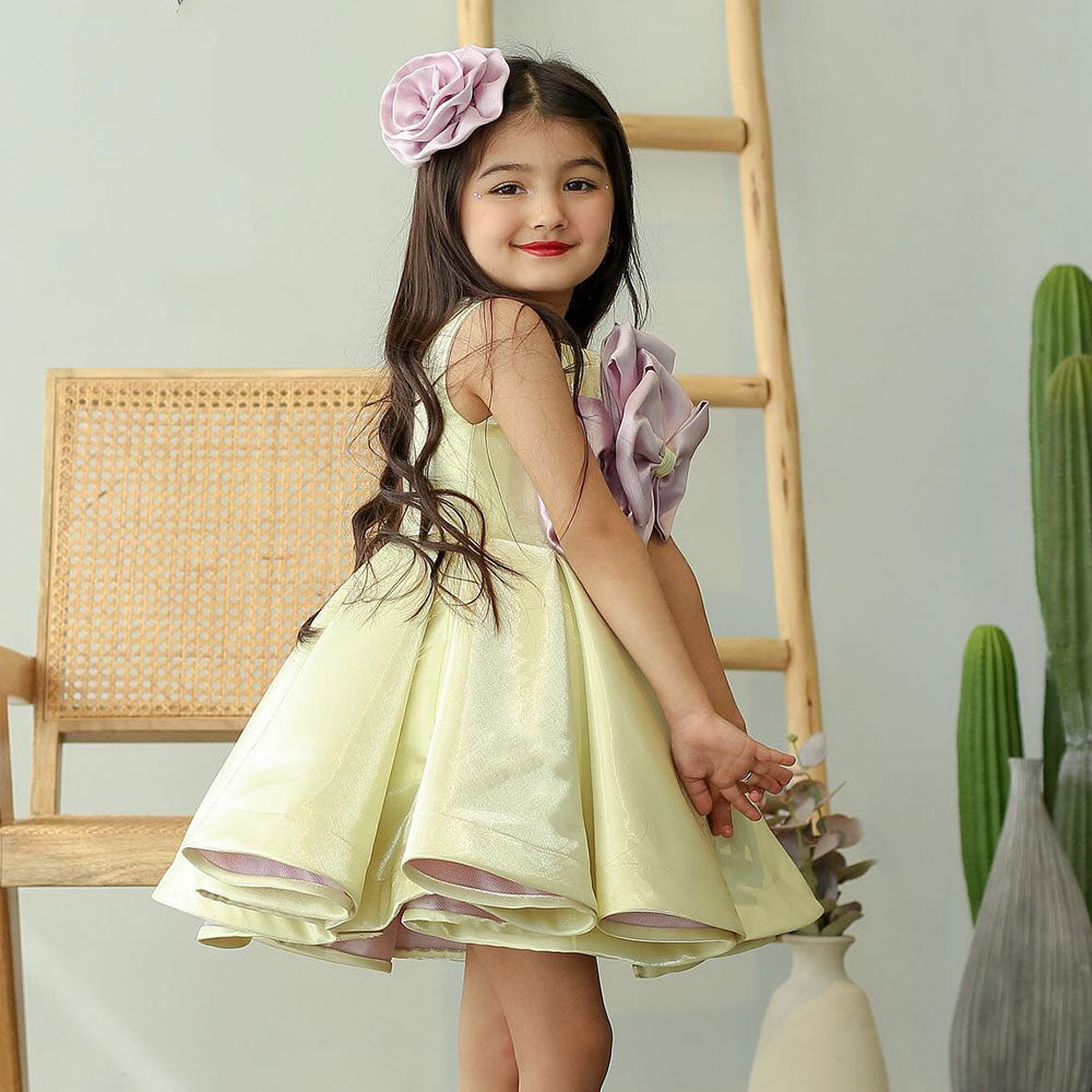 DreamyVow Elegant Yellow Knee Length Girl Dress Handmade Flowers J168