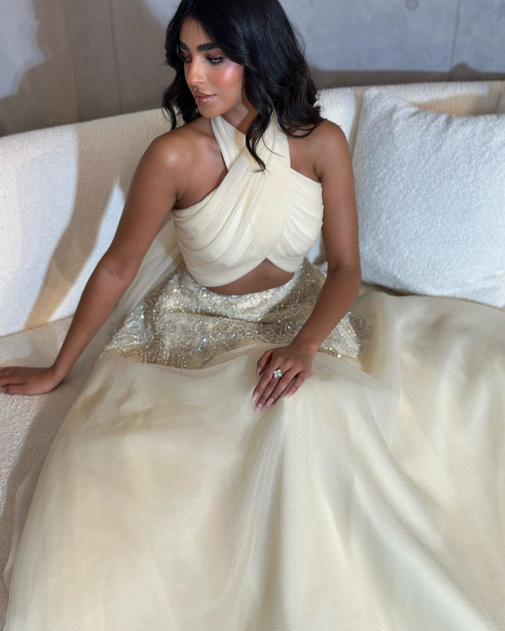 Dreamy Vow Saudi Arabic Halter Beige Dubai Evening Dress for Women Wedding Luxury Crystal Dubai Long Prom Party Dresses SS444