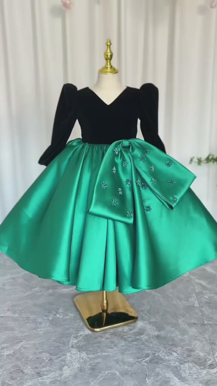 DreamyVow Luxury Arabic Green Girl Dress Crystal V-Neck Dubai Kids Princess Holiday Birthday Wedding Party Ball Gown 2024 J367