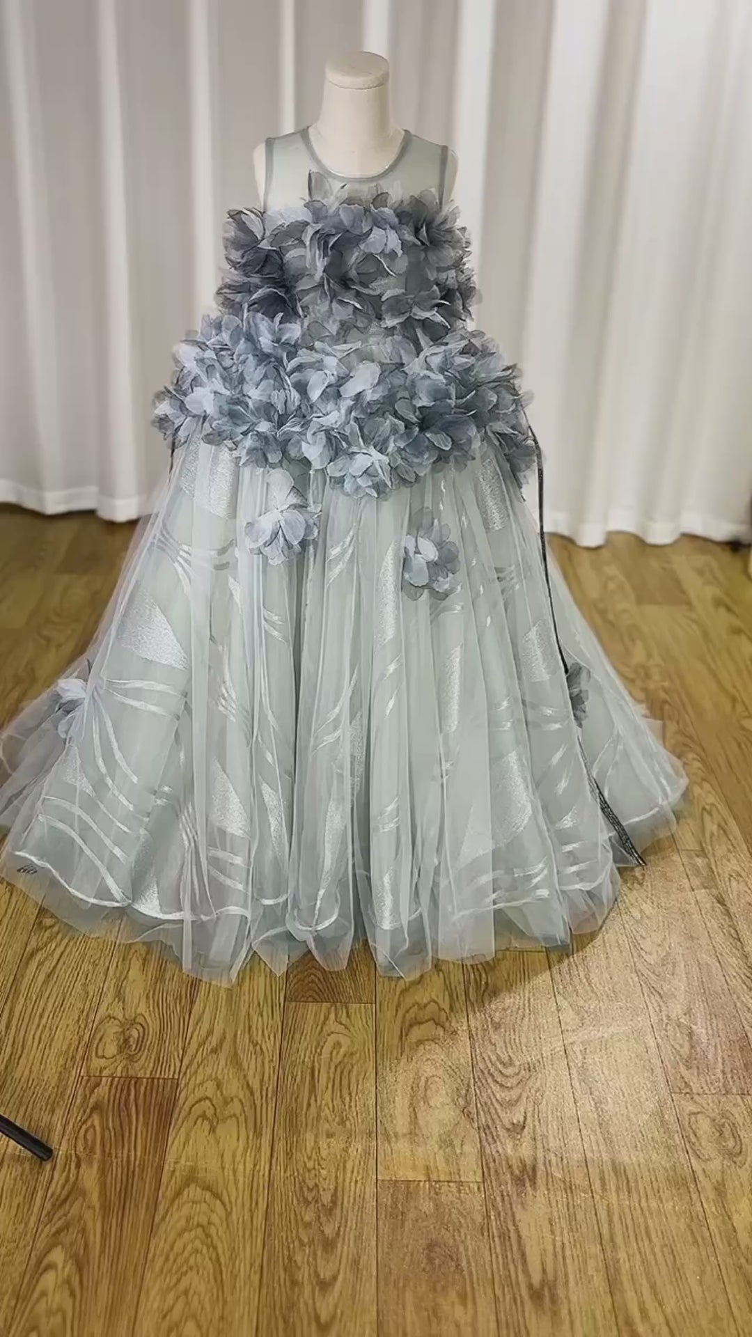 DreamyVow Luxury Gray Kids Girl Dress Handmade Flower Ribbons Princess A-Line Gown for Birthday Wedding Party Honors Day J018