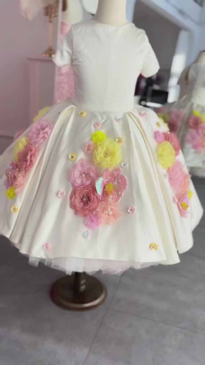 DreamyVow Luxury Arabic White Baby Flower Girl Dresses Beaded Handmade Flowers Ball Gowns for Kids Wedding Birthday Party J099