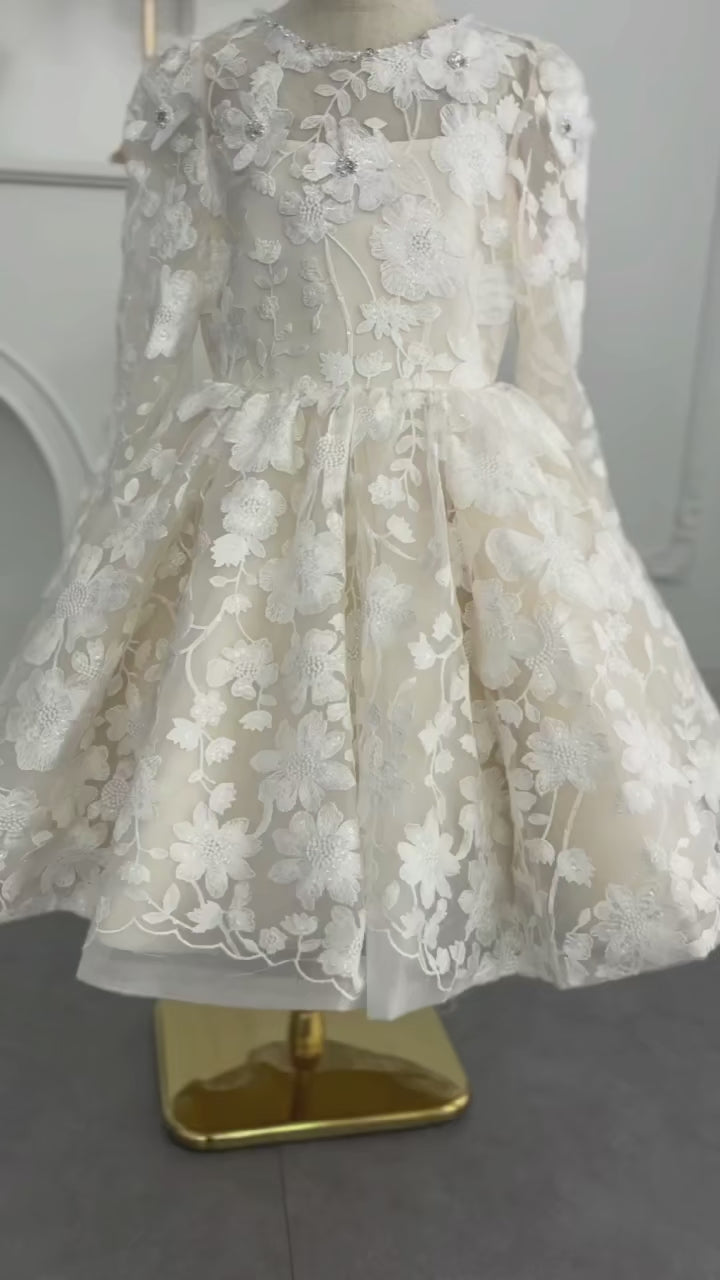 DreamyVow Elegant White Flower Girl Dress Appliques Princess Kids J308