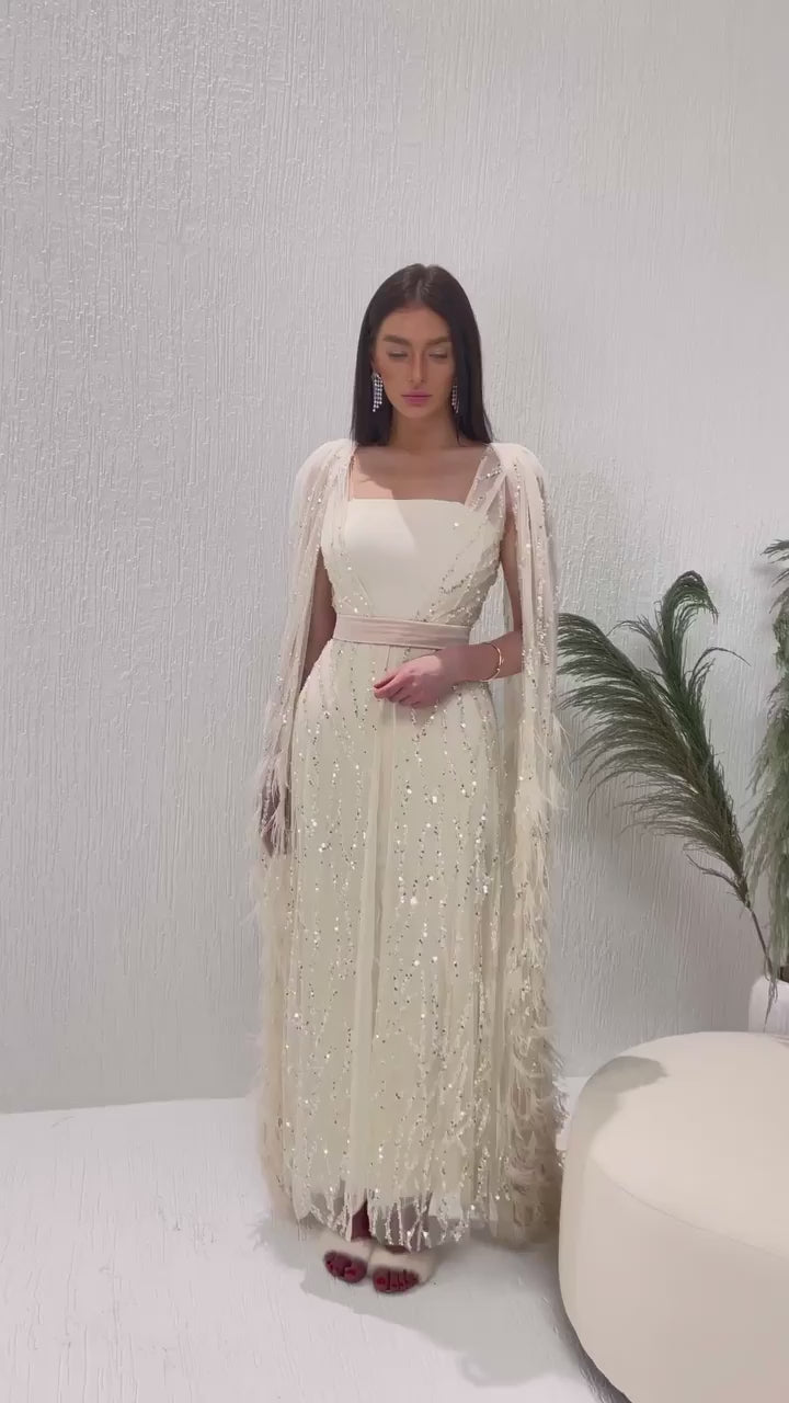 Dreamy Vow Luxury Dubai Feathers Light Yellow Evening Dresses with Cape Sleeves Arabic Purple Women Wedding Party Gowns SS420