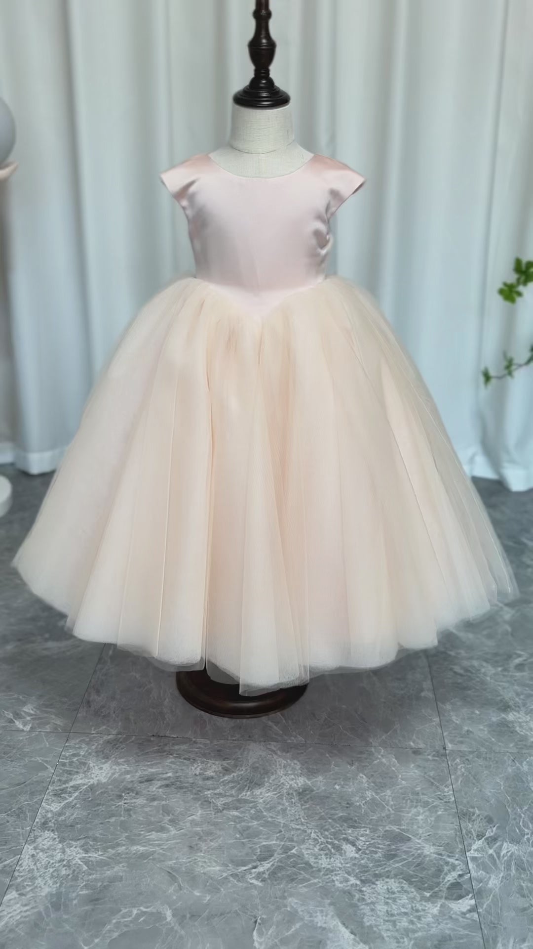 DreamyVow Blush Pink Tulle Satin Girl Dress Floor Length Arab Ball Gown J183