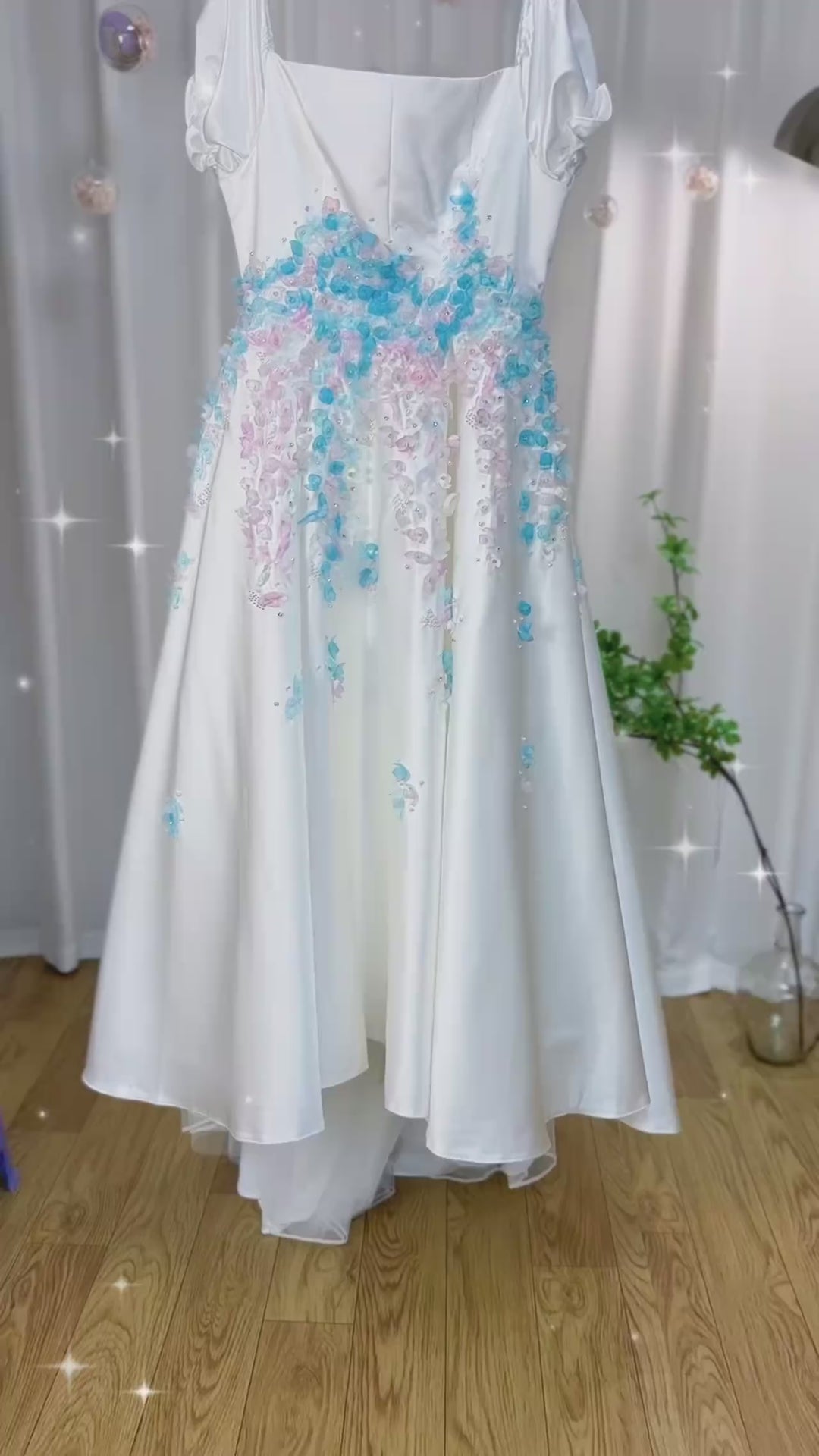 DreamyVow Luxury White Girl Dress 3D Flowers Satin Princess Dubai Kids Wedding Birthday Communion Party Elegant Gown 2024 J295